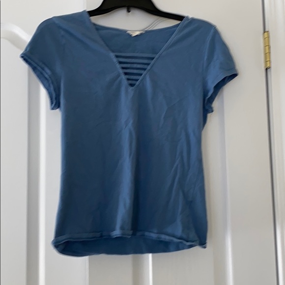 Tight blue top - Picture 1 of 1